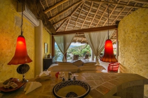 amor-boutique-hotel-besito-dulce-luxury-vacation-rental-bathroom-bedroom-ocean-view (1)